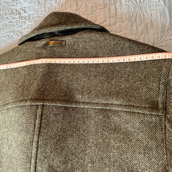 Coach Men's Herringbone Wool Blend Peacoat with Leather Details - Picture 11 of 14